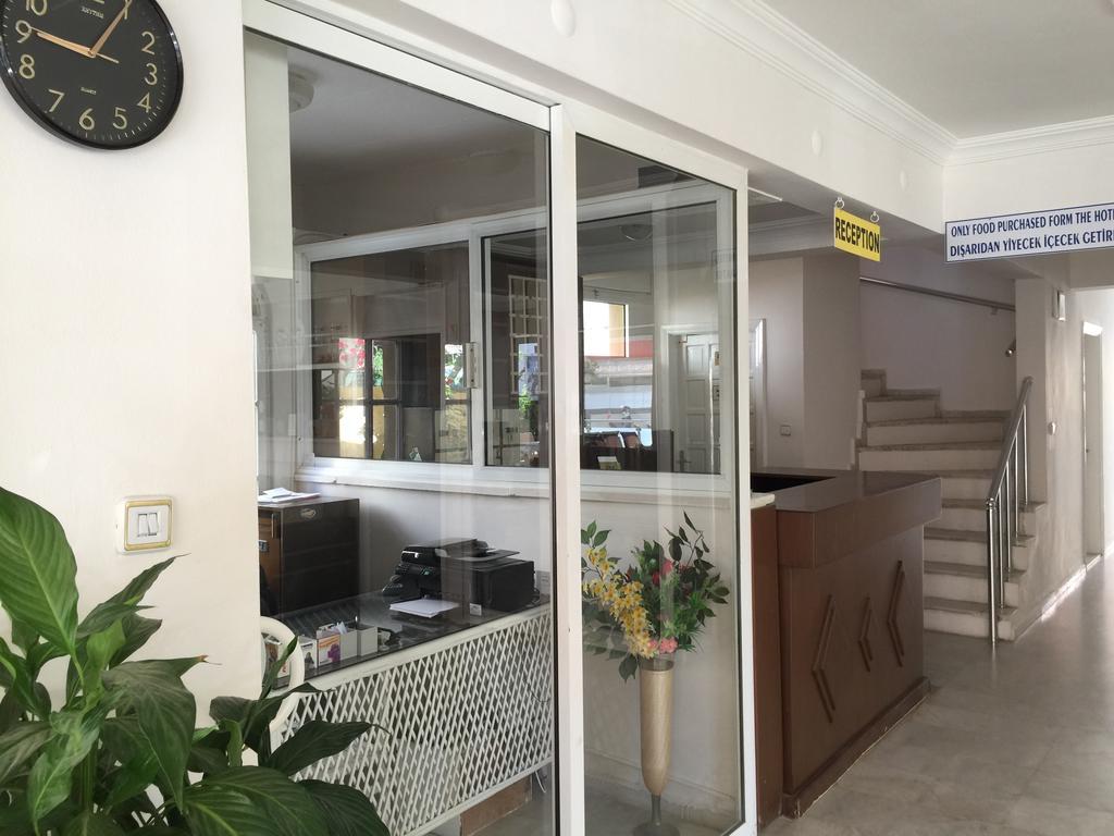Dm Hotel מרמריס חדר תמונה