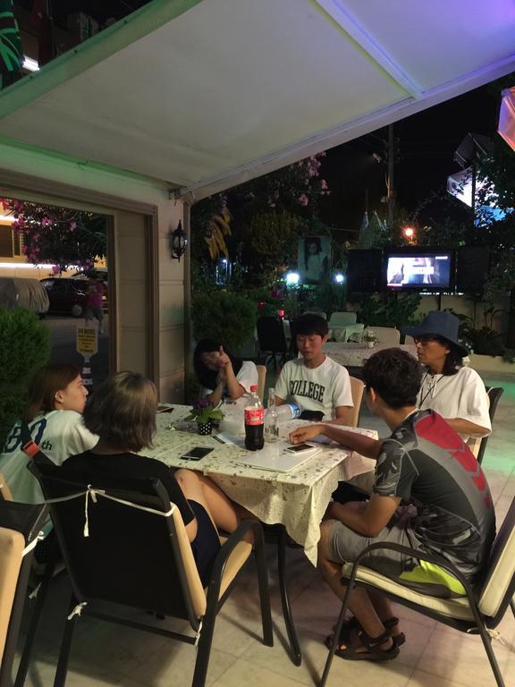 Dm Hotel מרמריס מראה חיצוני תמונה