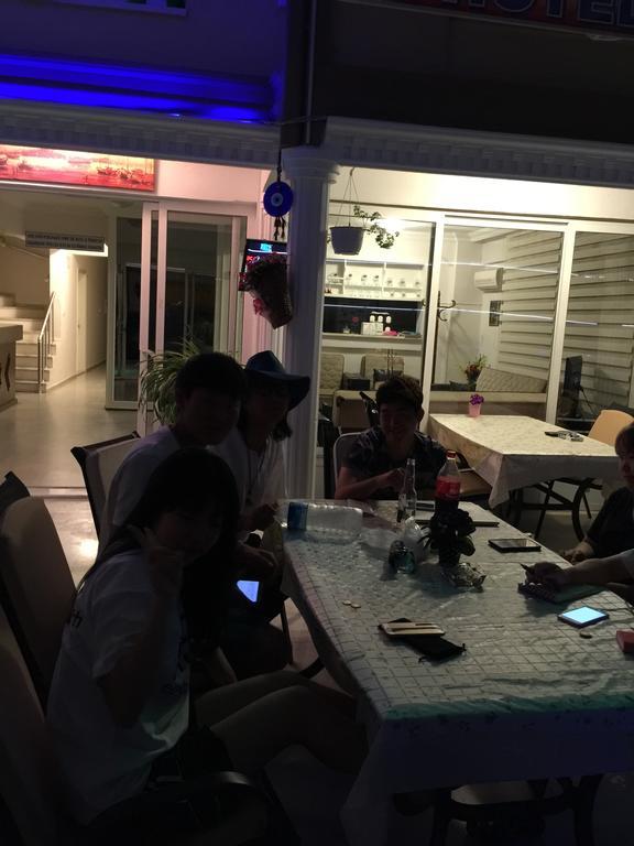 Dm Hotel מרמריס מראה חיצוני תמונה