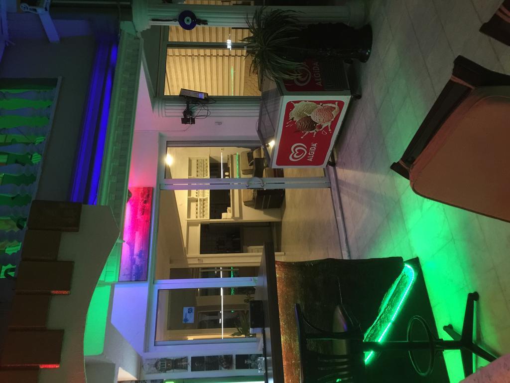 Dm Hotel מרמריס מראה חיצוני תמונה
