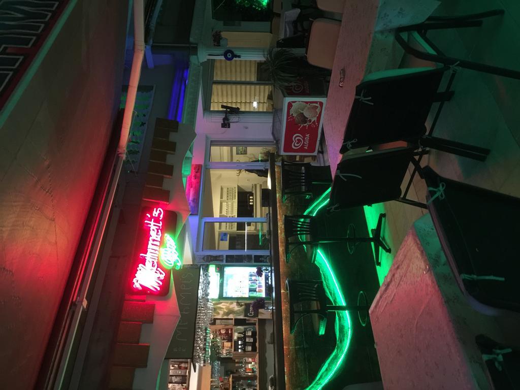 Dm Hotel מרמריס מראה חיצוני תמונה