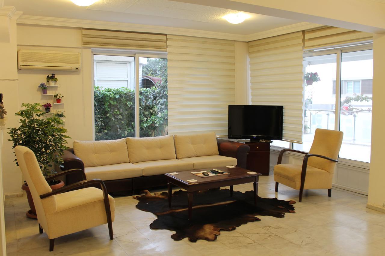 Dm Hotel מרמריס מראה חיצוני תמונה