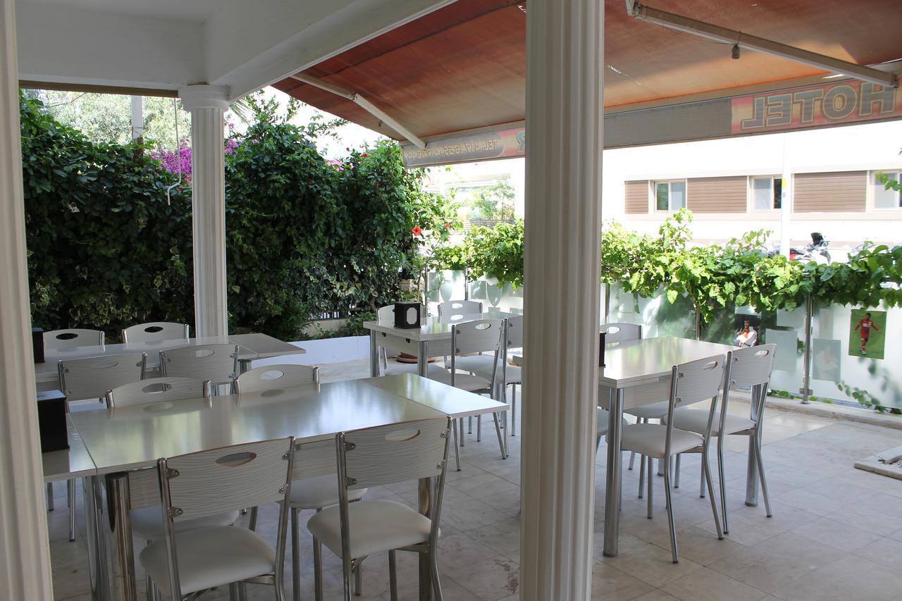 Dm Hotel מרמריס מראה חיצוני תמונה