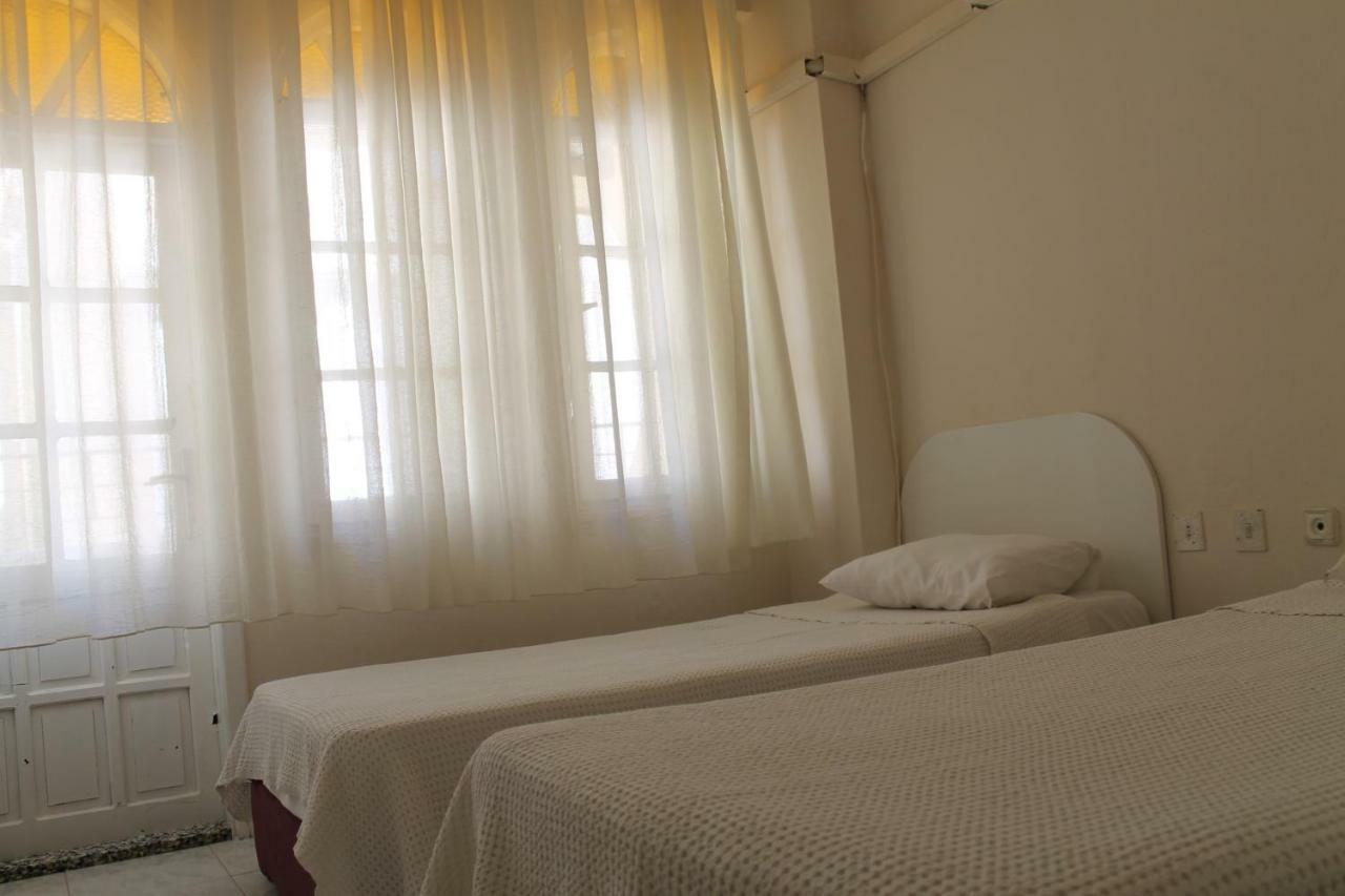 Dm Hotel מרמריס מראה חיצוני תמונה