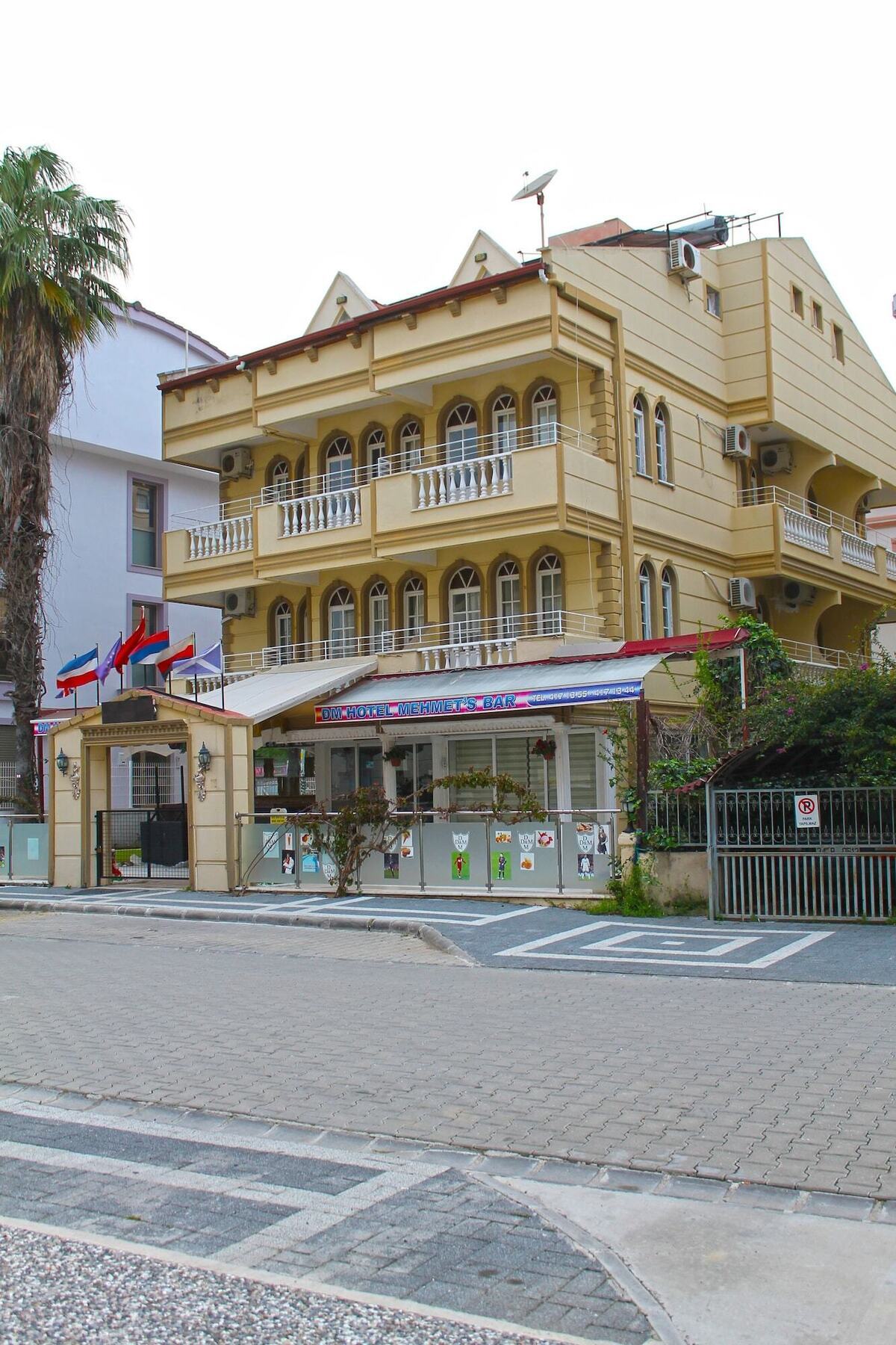 Dm Hotel מרמריס מראה חיצוני תמונה